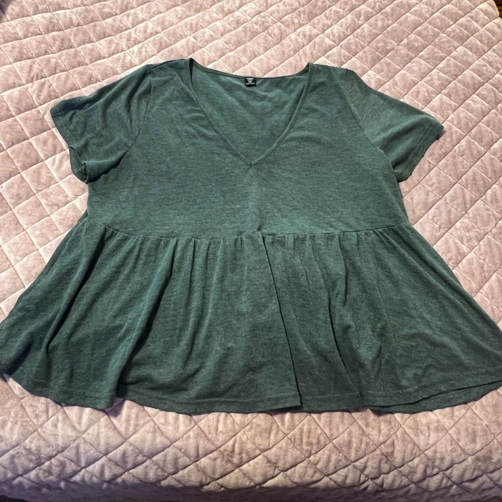 SHEIN Flowy Top